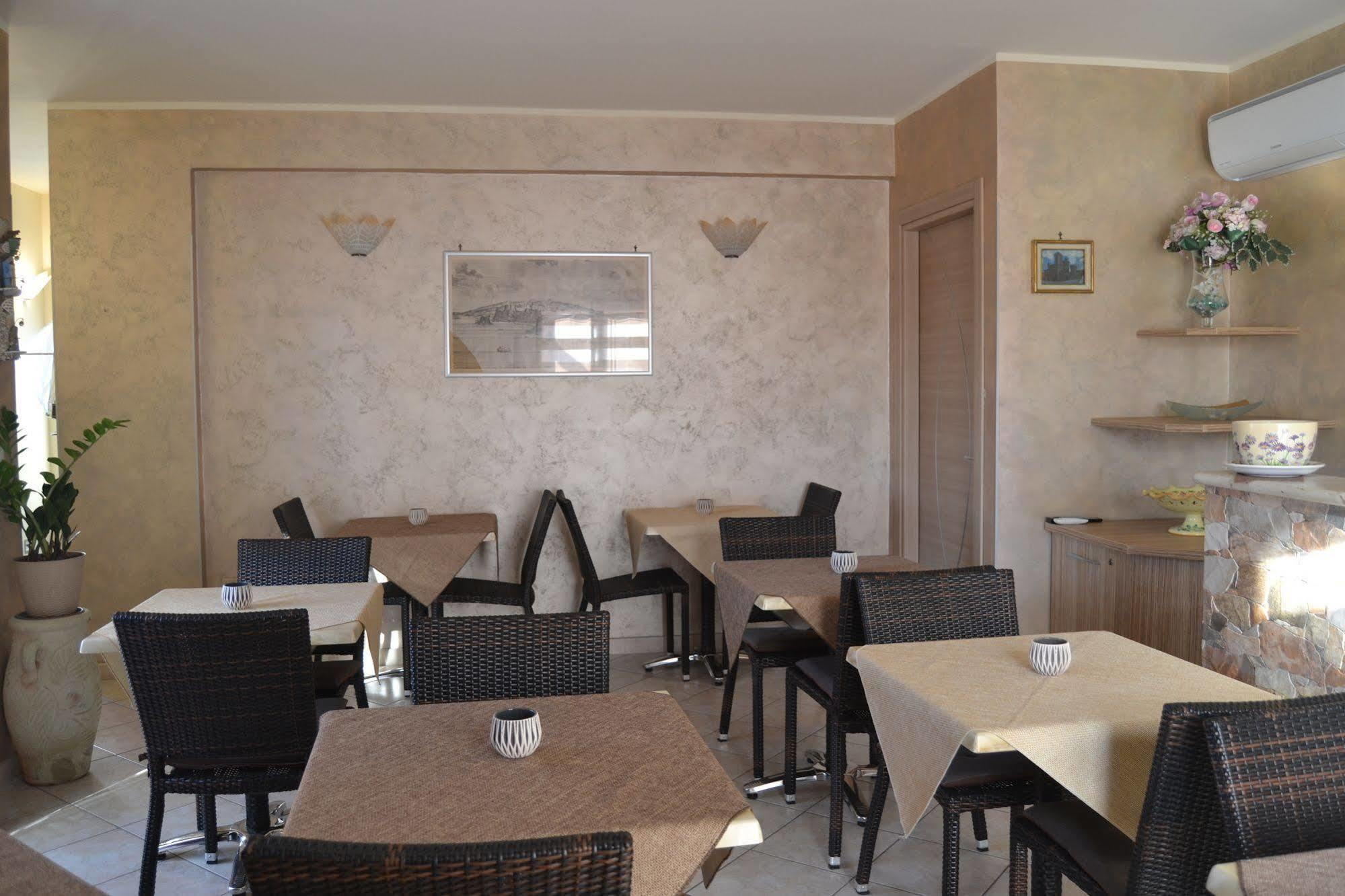 Sofia 3* Parghelia